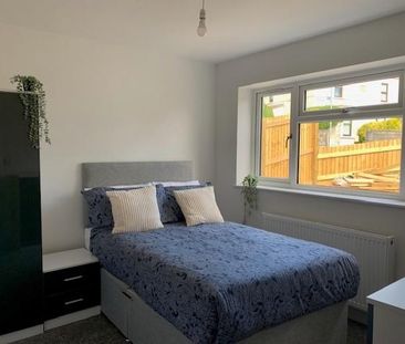 1 bedroom in a house share to rent - Photo 6