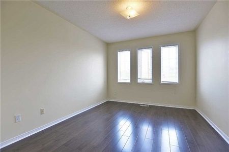 For Lease - 838 Golden Farmer Way, Mississauga, Ontario - Photo 2