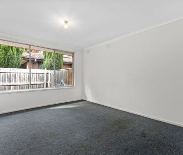 Family Home Just Steps from Sunbury Square! - Photo 1