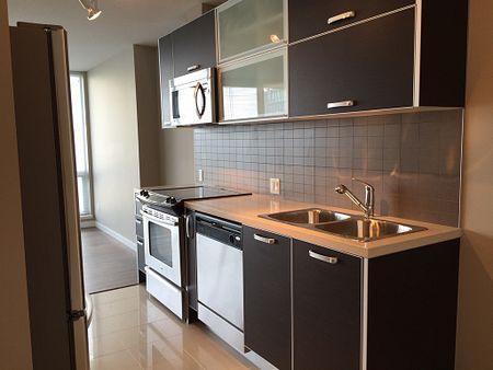 1 Bedroom - Photo 4