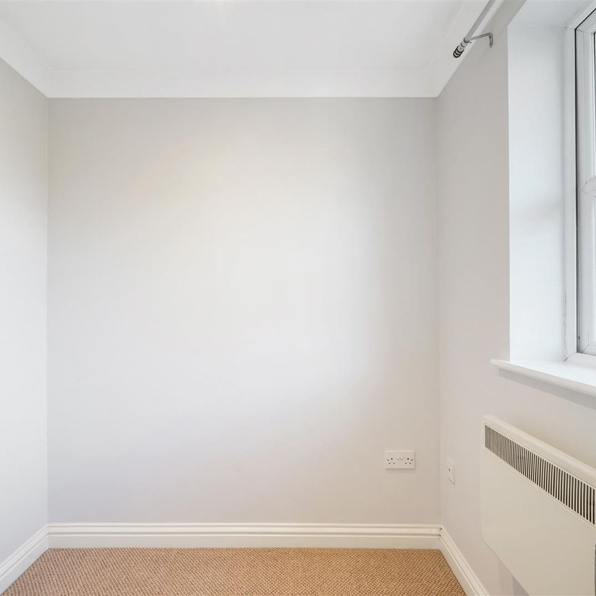 House To Let - Photo 1