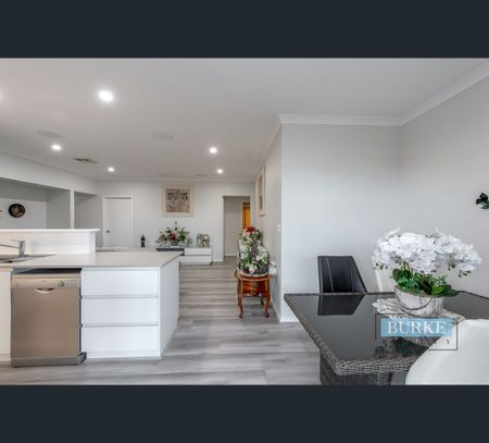 26 Olivedale Road, Madeley, WA 6065 - Photo 5
