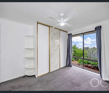 Open The Door to Coastal Comfort - Photo 5