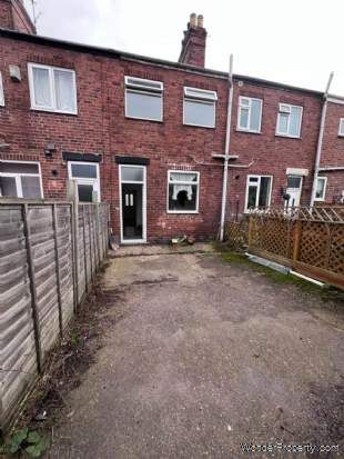 2 bedroom property to rent in Knottingley - Photo 2