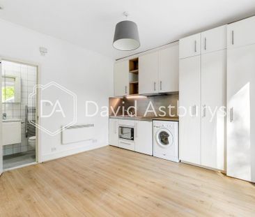 Studio to rent - Photo 1