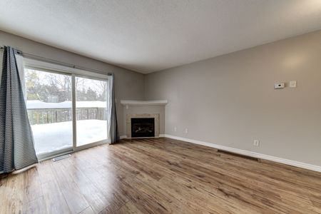 For Lease - 7 Royalton Lane Unit# 7, Collingwood, Ontario - Photo 3