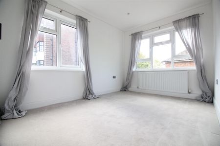 Greystoke Gardens, London - Photo 3