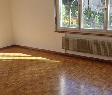 Zu vermieten 3 Zimmerwohnung per 1. November 2026 neuchatel - Photo 2