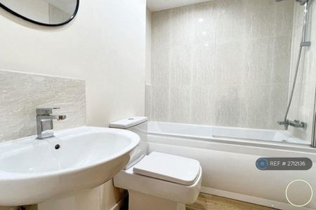 1 bedroom flat to rent - Photo 4