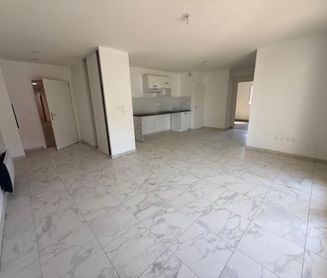 location Appartement T3 DE 63.4m² À CASTELGINEST - Photo 2