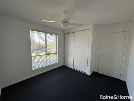 Spacious 3-Bedroom Home for Rent in Munno Para Downs! - Photo 3