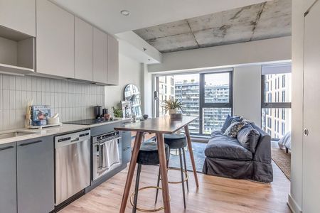 235 Rue Young, Montréal, QC - Photo 3