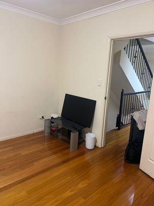 Parramatta - Photo 1