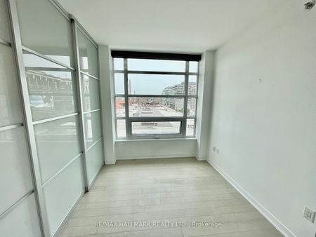 Showcase Lofts - Photo 4