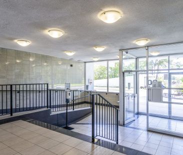 30 Gilder Dr - Photo 3