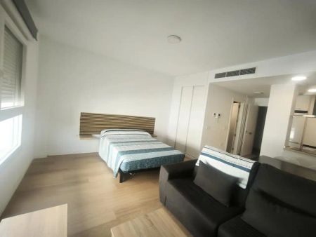 Estudio de alquiler en Vicenzo Bellini, Campanillas - Photo 2