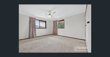 Spacious Family Residence – First Time Offered for Rent - Photo 3