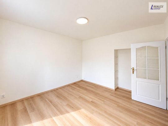 Pronájem bytu 2+kk 43 m2 - Fotografie 1