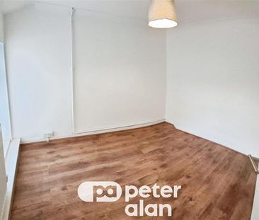 Carmarthen Road, Fforestfach, SWANSEA - Photo 4