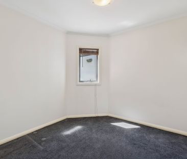 4/60 John Gorton Drive, Coombs ACT 2611 - House For Rent | Domain - Photo 5