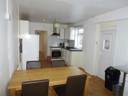 10 Sibthorp Street, Lincoln, Lincolnshire, LN5 - Photo 5