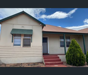 25 Playford Avenue, Whyalla Playford, SA 5600 - Photo 1