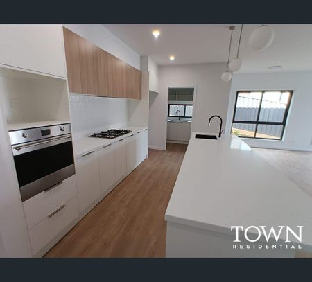110 Edward Drive, Googong, NSW 2620 - Photo 5