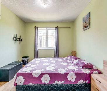 63 AXELROD AVENUE - Photo 2