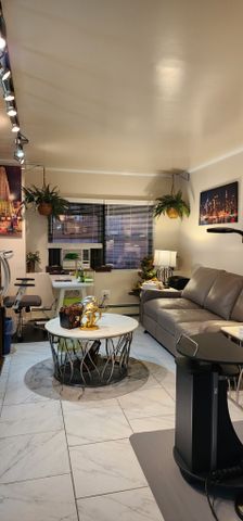 Brooklyn, New York | Fully Furnished One-Bedroom Apartment - Photo 3