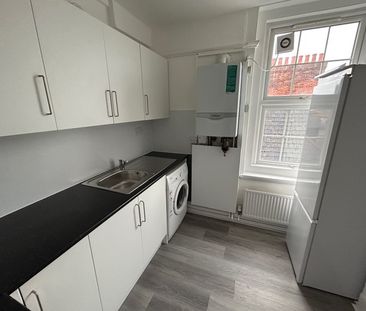 To Let, 2 Bed Apartment - Photo 4