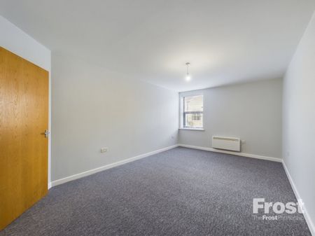 Station Road, Ashford, Surrey,TW15 - Photo 5