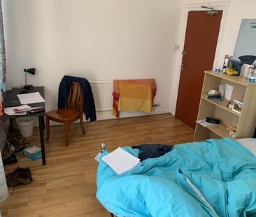 6 bedroom house to rent - Photo 4