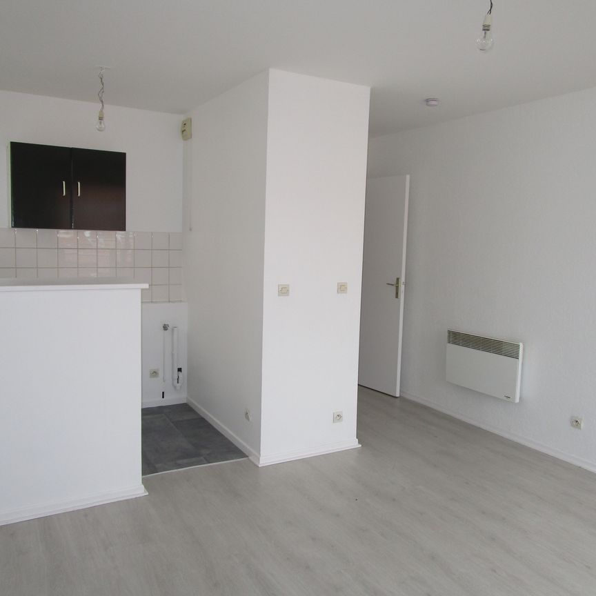 Location Appartement 1 pièce 25m² REIMS 51100 - Photo 1