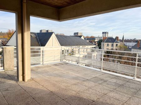 T4 de 86 m² – refait à neuf avec terrasse - Photo 5