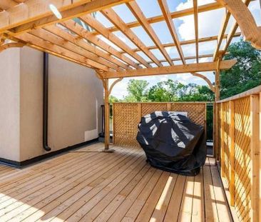 For Lease - 4198 Dundas Street Unit# 204, Toronto, Ontario - Photo 2