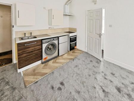 Studio to rent - Photo 3