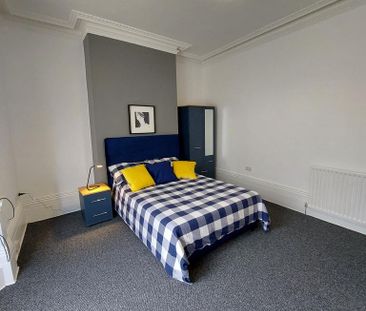 4 bedroom house share to rent - Photo 3