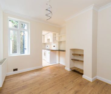 Latimer Road, Godalming, GU7 - Photo 2