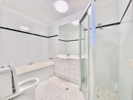 243-253 Anzac Pde-03222, Sydney - Photo 2