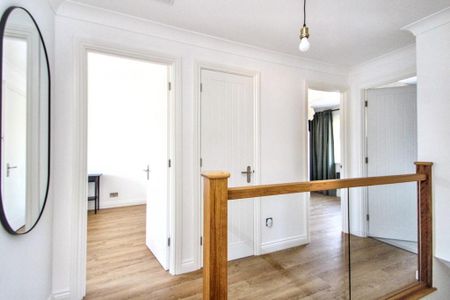 4 bedroom detached house to rent - Photo 4