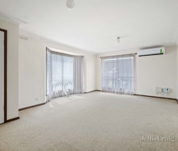 28 Midlands Drive, Ballarat North - Photo 4