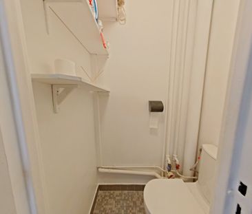 Location Appartement 2 pièces Meublé 37m² PARIS 20ème - Photo 2