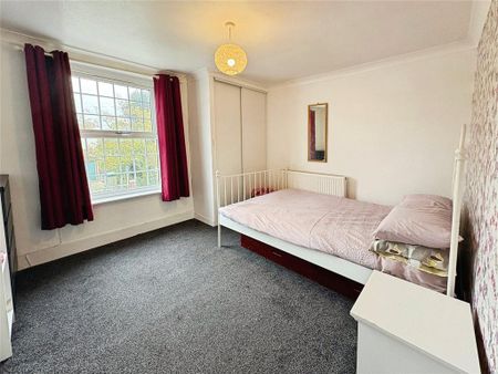 2 bedroom semi-detached house to rent - Photo 3