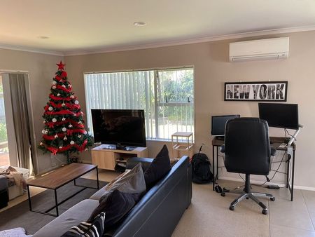 Large Family Home - Photo 3