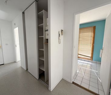 Location Appartement 2 pièces 53m² - Photo 6