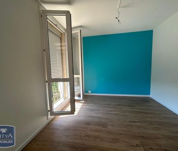 Location Appartement 3 pièces 65m² NIORT 79000 - Photo 5