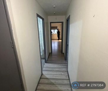 2 bedroom flat to rent - Photo 6