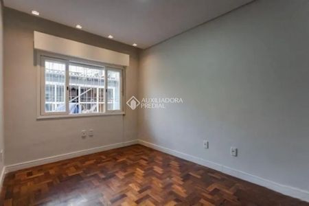 Casa com 3 quartos e 169m² para alugar em Cristo Redentor, Porto Alegre. - Photo 4