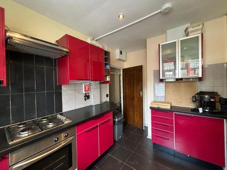 4 bedroom house share to rent - Photo 2