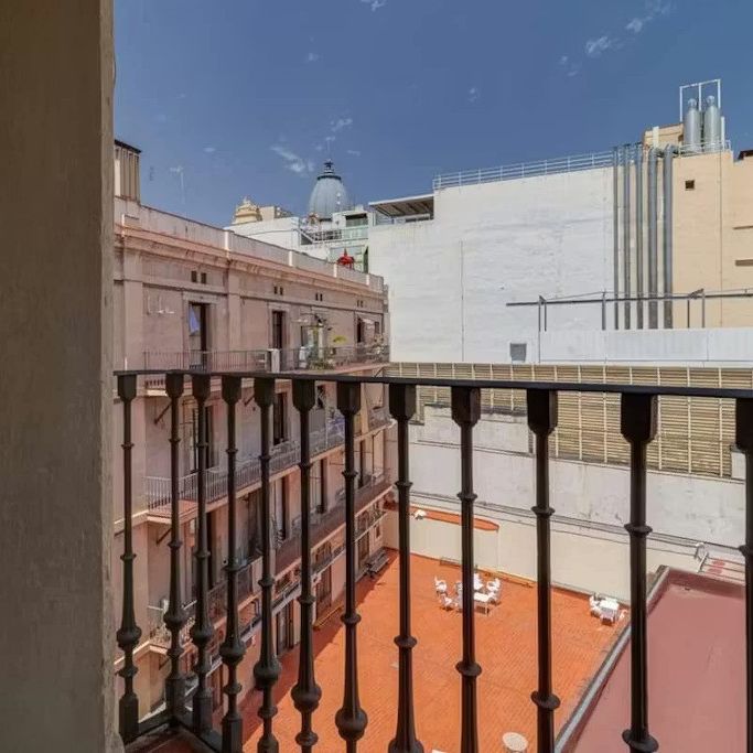 Calle de Pascual Rodríguez, Madrid, Community of Madrid 28011 - Photo 1